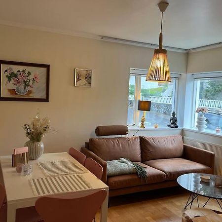 Charming 3 Bedroom Apartment Akureyri Extérieur photo